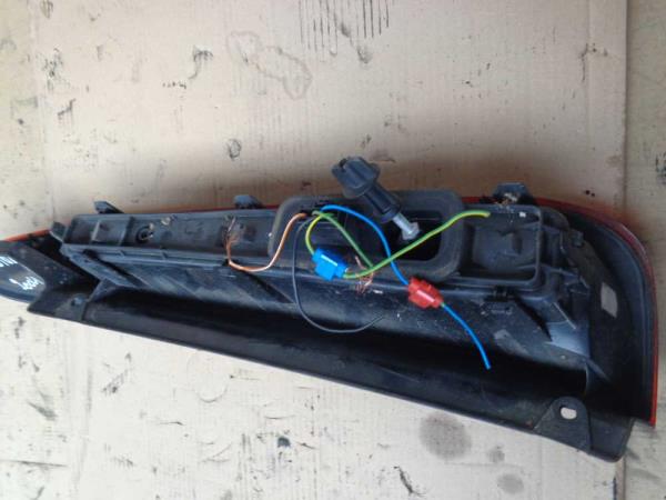 FEU ARRIERE GAUCHE FORD FUSION -2005 - Vue 2